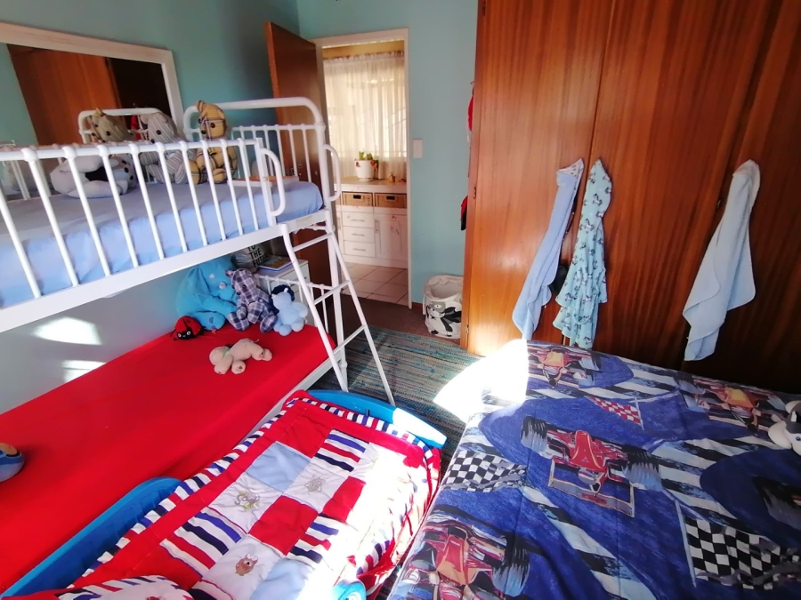 5 Bedroom Property for Sale in Fichardt Park Free State